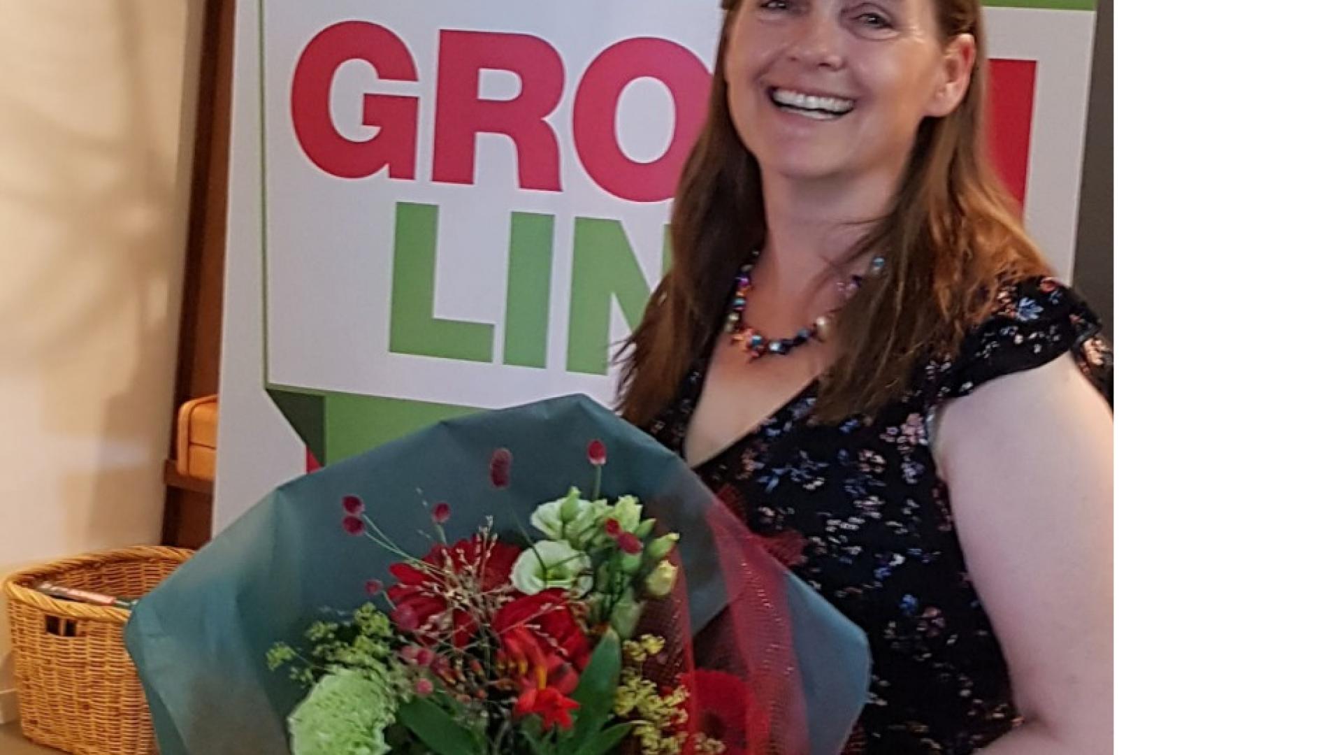 Janet Duursma met bloemen_opt2_0.jpg